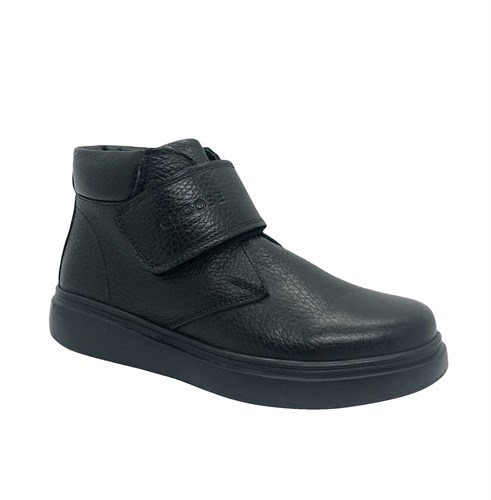Ботинки для мальчика, цвет черный, на липучке - фото 11522